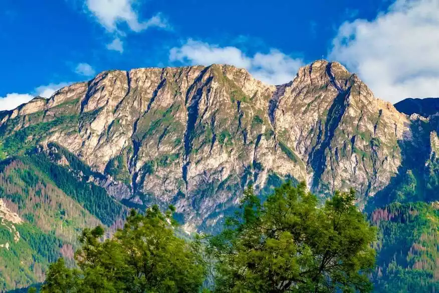 Jak wejść na Giewont? Porady, jak krok po kroku dotrzeć do tatrzańskiego szczytu