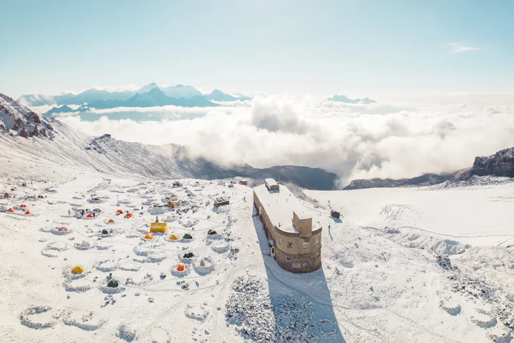 Stacja meteo pod Kazbekiem